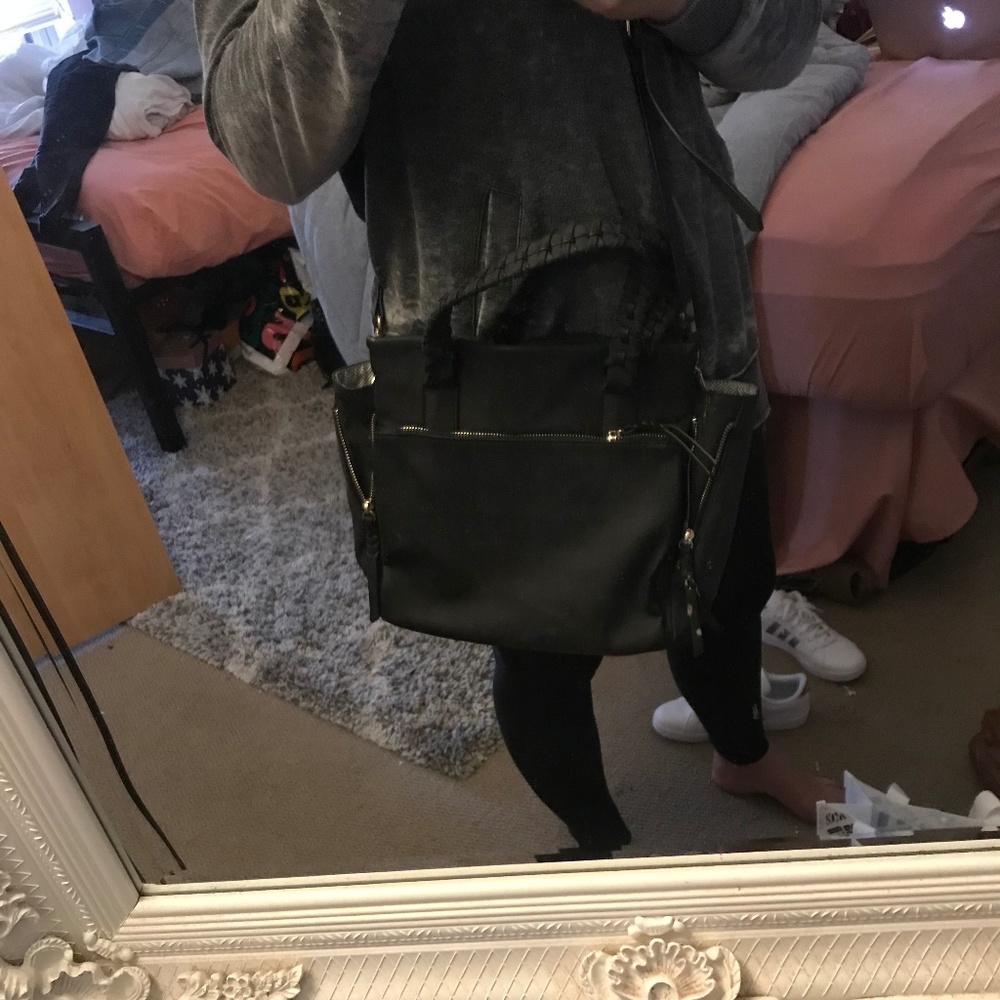 FRANCESSCA'S LARGE CROSSBODY BAG